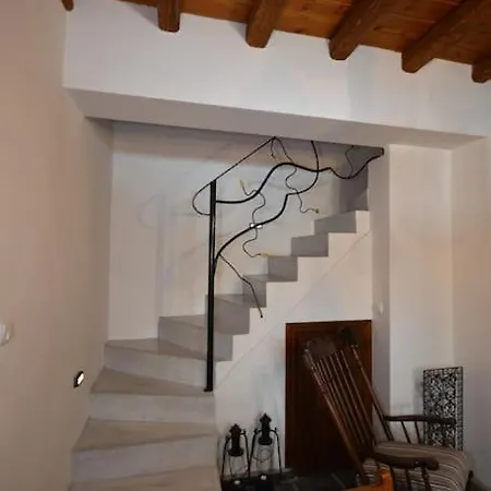 Vakantiehuis Two-storey House With Loft At Agria,volos Agriá