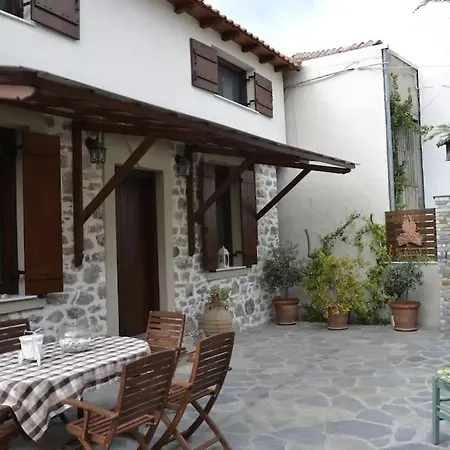 Case de vacanță Two-storey House With Loft At Agria,volos