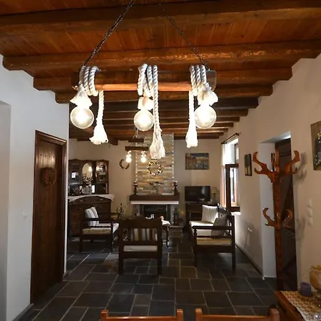 Two-storey House With Loft At Agria,volos Casa de Férias *